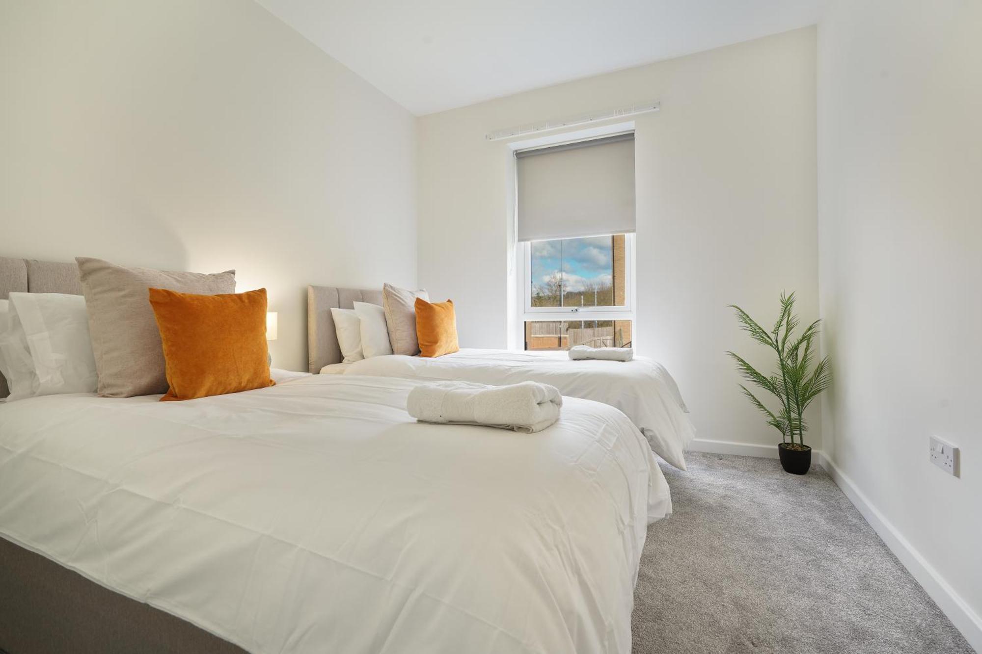 Mersey Way, Spacious 3 Bed Home, Close To Sheffield City Centre & Free Driveway Parking - Perfect For Workers, Groups & Families - Hosted By Stay Host Save Exterior foto