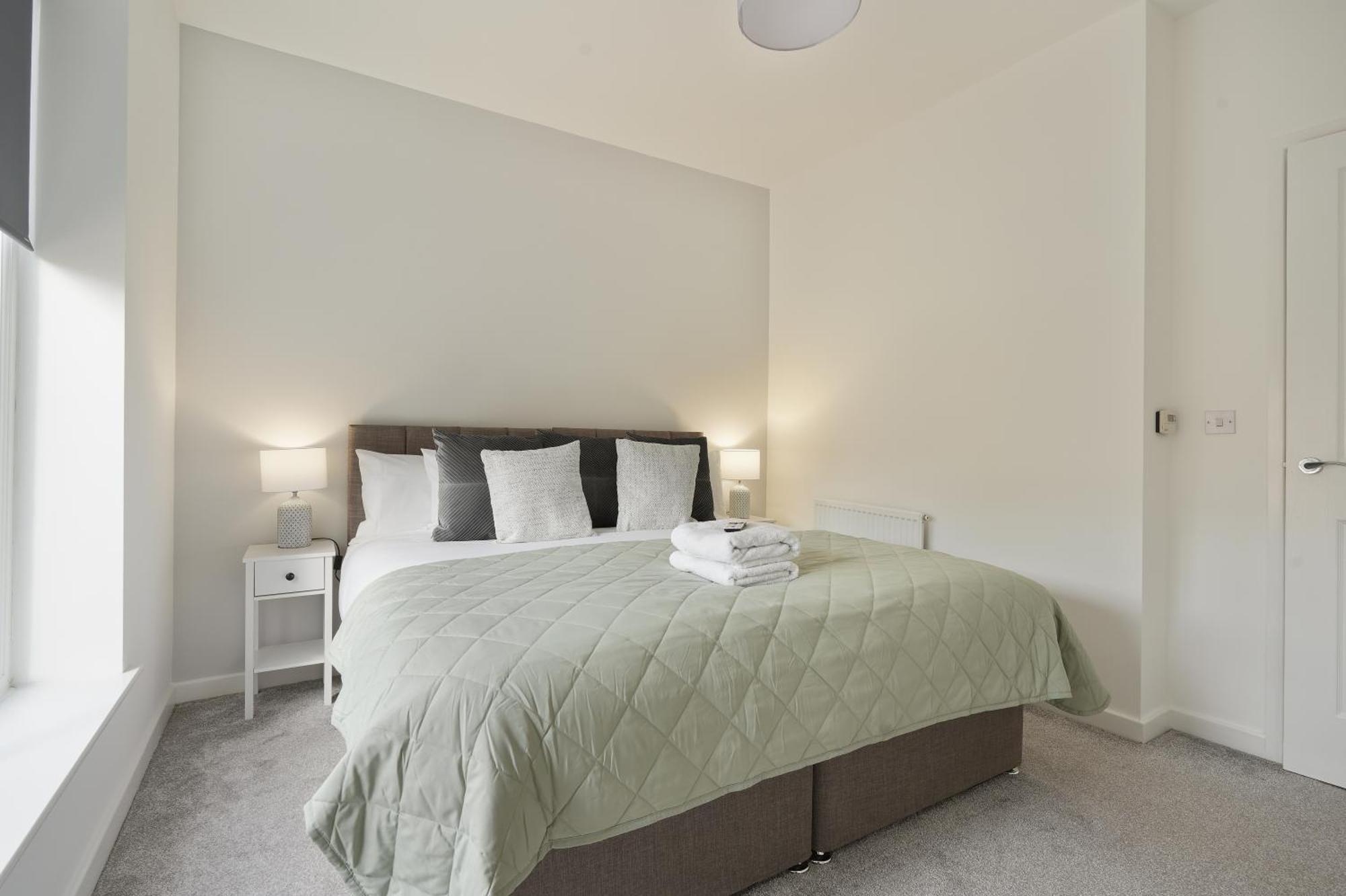 Mersey Way, Spacious 3 Bed Home, Close To Sheffield City Centre & Free Driveway Parking - Perfect For Workers, Groups & Families - Hosted By Stay Host Save Exterior foto
