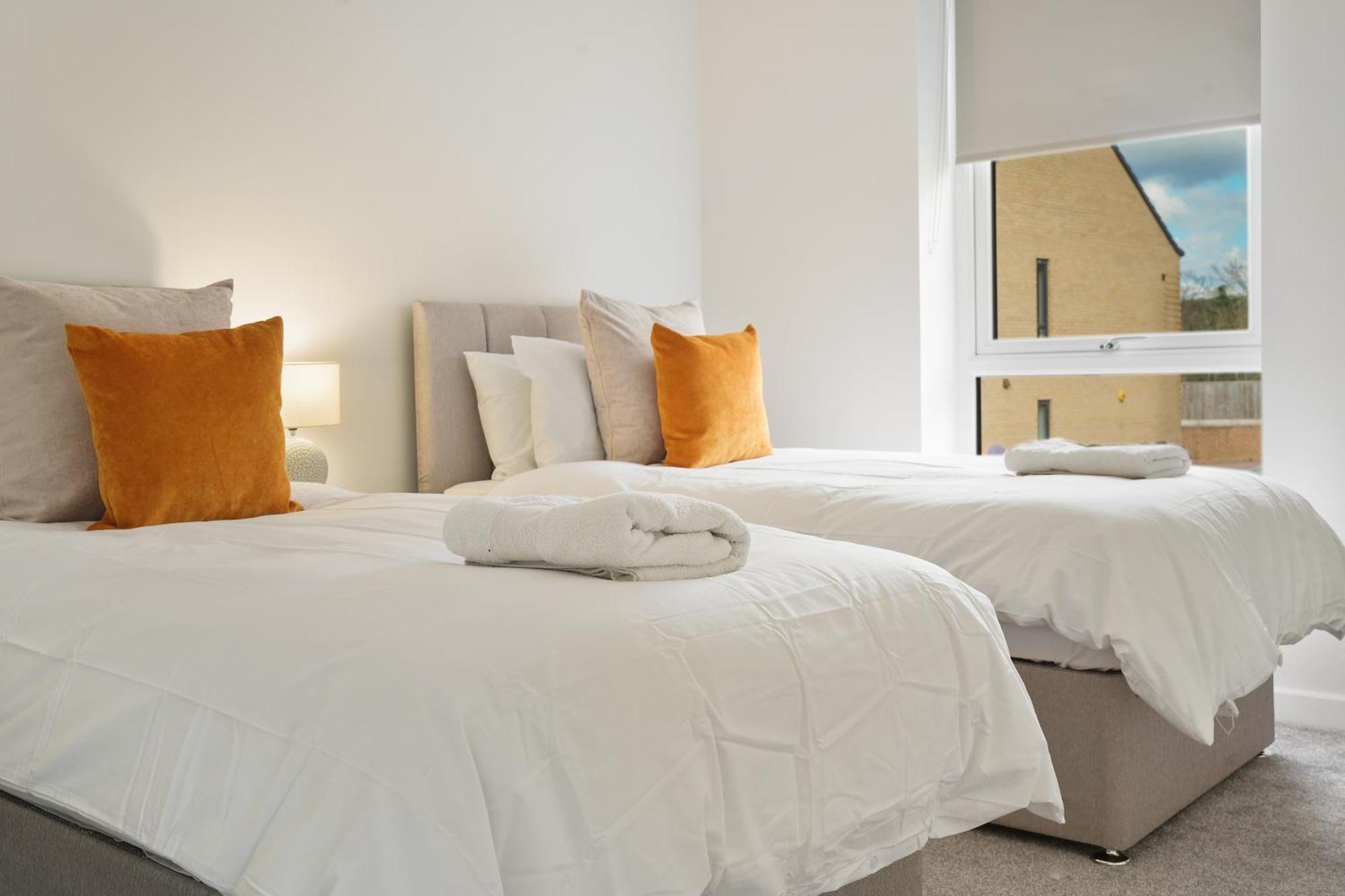 Mersey Way, Spacious 3 Bed Home, Close To Sheffield City Centre & Free Driveway Parking - Perfect For Workers, Groups & Families - Hosted By Stay Host Save Exterior foto